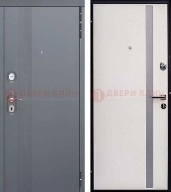 Входная серая дверь МДФ со стеклянной вставкой внутри ДМ-271 в Можайске