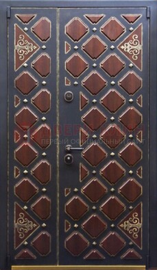Тёмная двухстворчатая входная дверь для улицы с МДФ ДМ-531 в Можайске