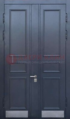 Черная двухстворчатая дверь для улицы с МДФ ДМ-535 в Можайске