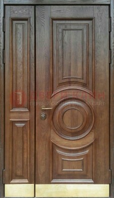 Коричневая двухстворчатая дверь с массивом дуба ДМД-71 в Можайске