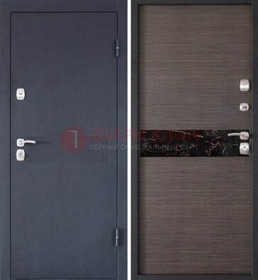 Черная железная дверь с порошковым напылением МДФ внутри ДП-114 в Можайске