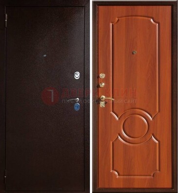 Темная железная дверь с порошковым напылением ДП-46 в Можайске