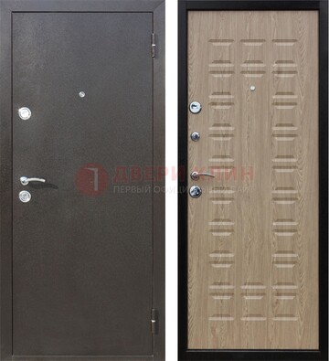 Коричневая стальная дверь с порошковым напылением ДП-5 в Можайске