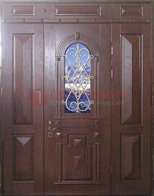 Стальная парадная дверь со стеклом и ковкой ДПР-4 для коттеджа в Можайске