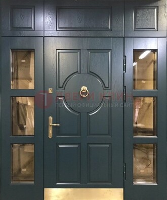 Стальная парадная дверь ДПР-64 со стеклопакетом в Можайске