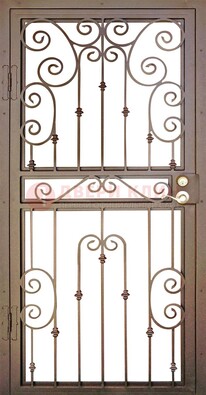 Коричневая металлическая решетчатая дверь с ковкой ДР-16 в Можайске
