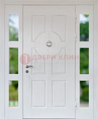 Белая стальная дверь со стеклом и фрамугами ДС-20 в Можайске