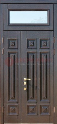 Коричневая двухстворчатая металлическая дверь со стеклом ДС-62 в Можайске