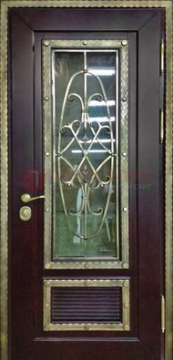 Темная уличная дверь порошок со стеклом и ковкой ДСК-167 в Можайске