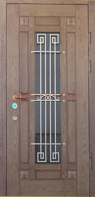 Стандартная железная дверь со стеклом темным и ковкой ДСК-5 в Можайске