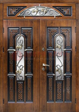 Входная двухстворчатая дверь с виноритом и ковкой ДВТ-183 в Можайске