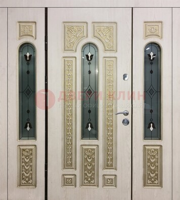 Светлая железная дверь с МДФ и витражом ВЖ-34 в Можайске